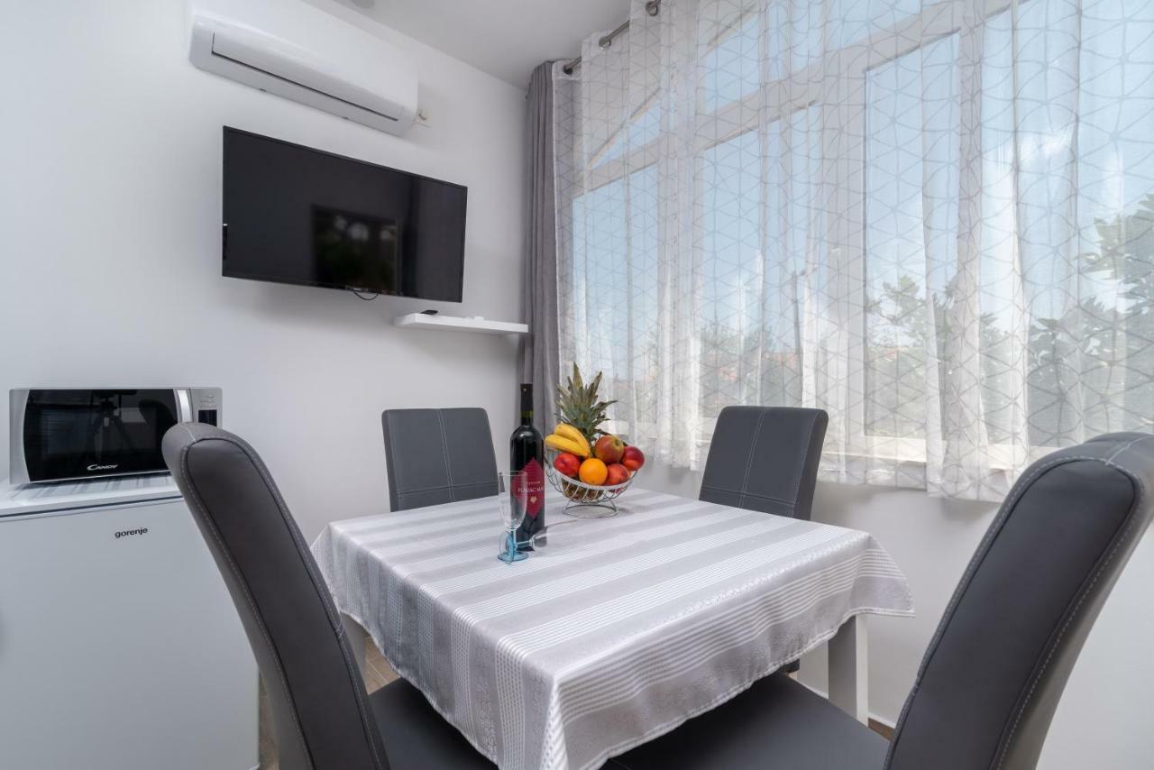Apartman Niksi Τρογκίρ Εξωτερικό φωτογραφία
