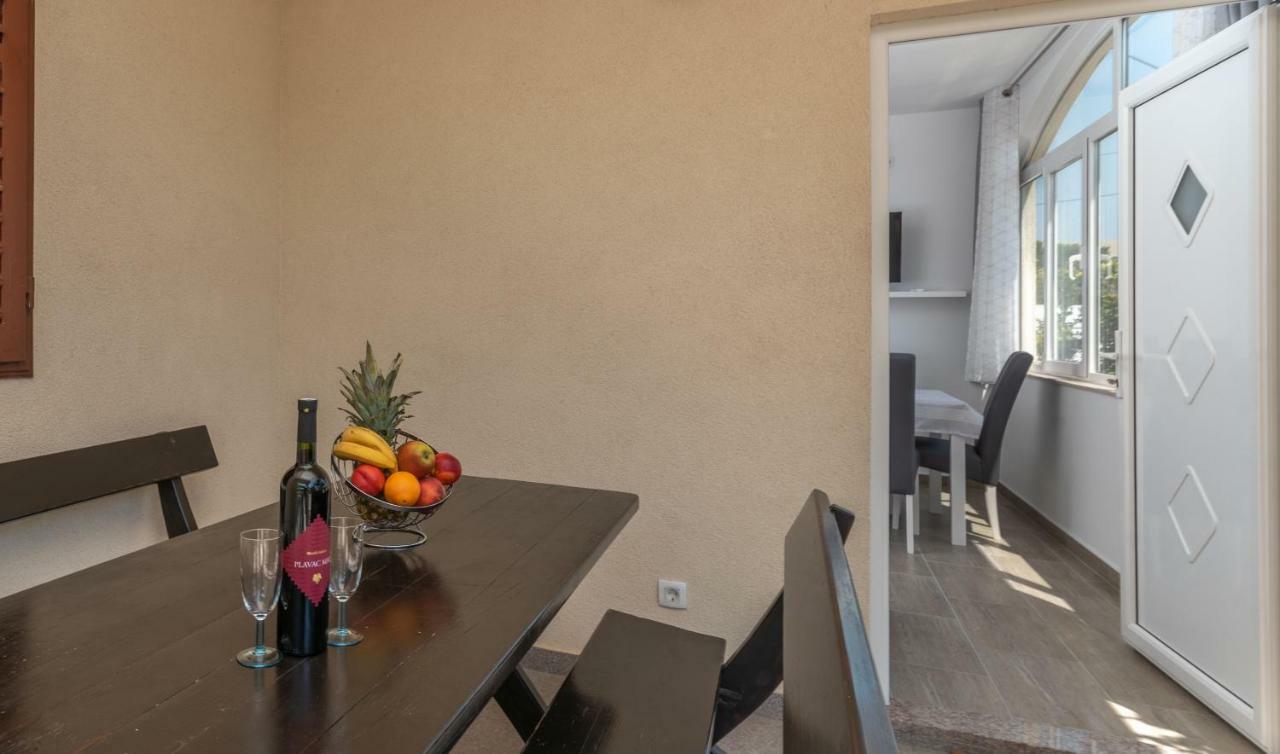 Apartman Niksi Τρογκίρ Εξωτερικό φωτογραφία